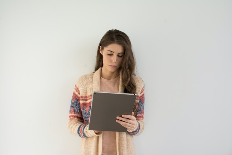 virtuel_eksamen_girl